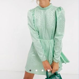 NWOT - Sold Out Online- ASOS DESIGN mini dress